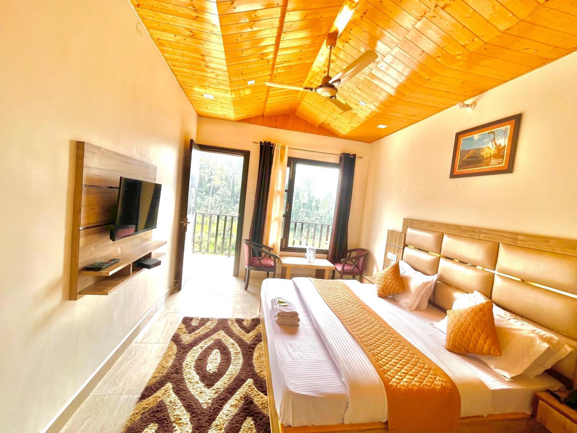 Hotel Forest View Dalhousie, Banikhet Exterior photo